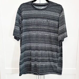 UNDER ARMOUR | Black/White Tee Size XL